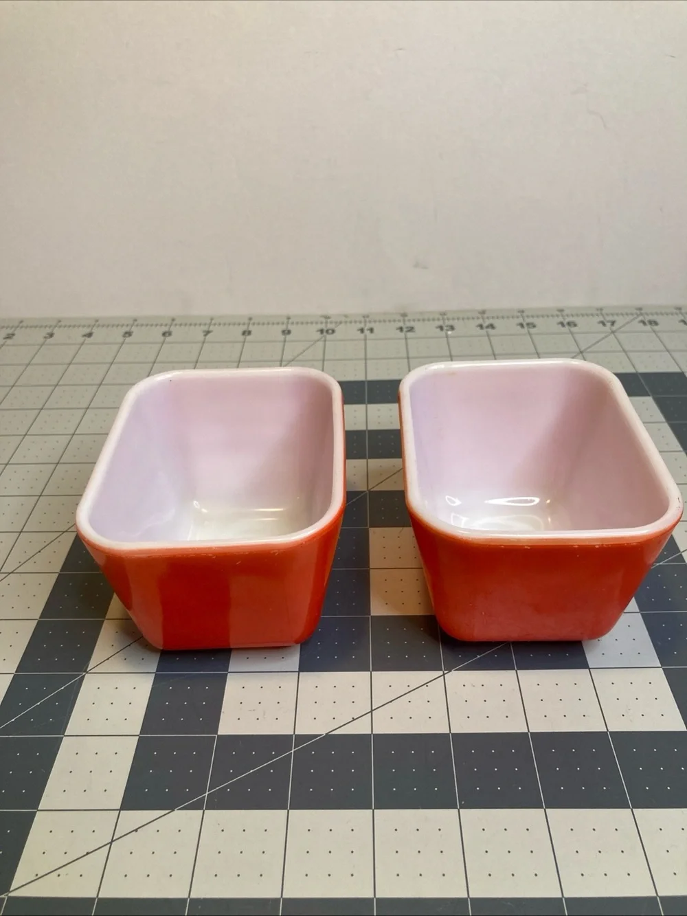 2 PYREX #501-B Red Glass Refrigerator Dish Bowls 1.5 Cup Set of 2 No lids